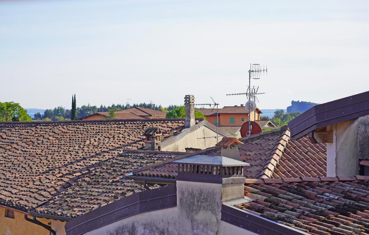 Apartments Villa Bougainville San Felice del Benaco Εξωτερικό φωτογραφία
