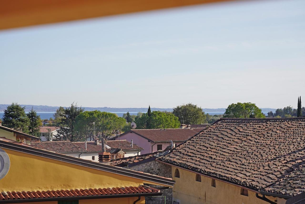 Apartments Villa Bougainville San Felice del Benaco Εξωτερικό φωτογραφία