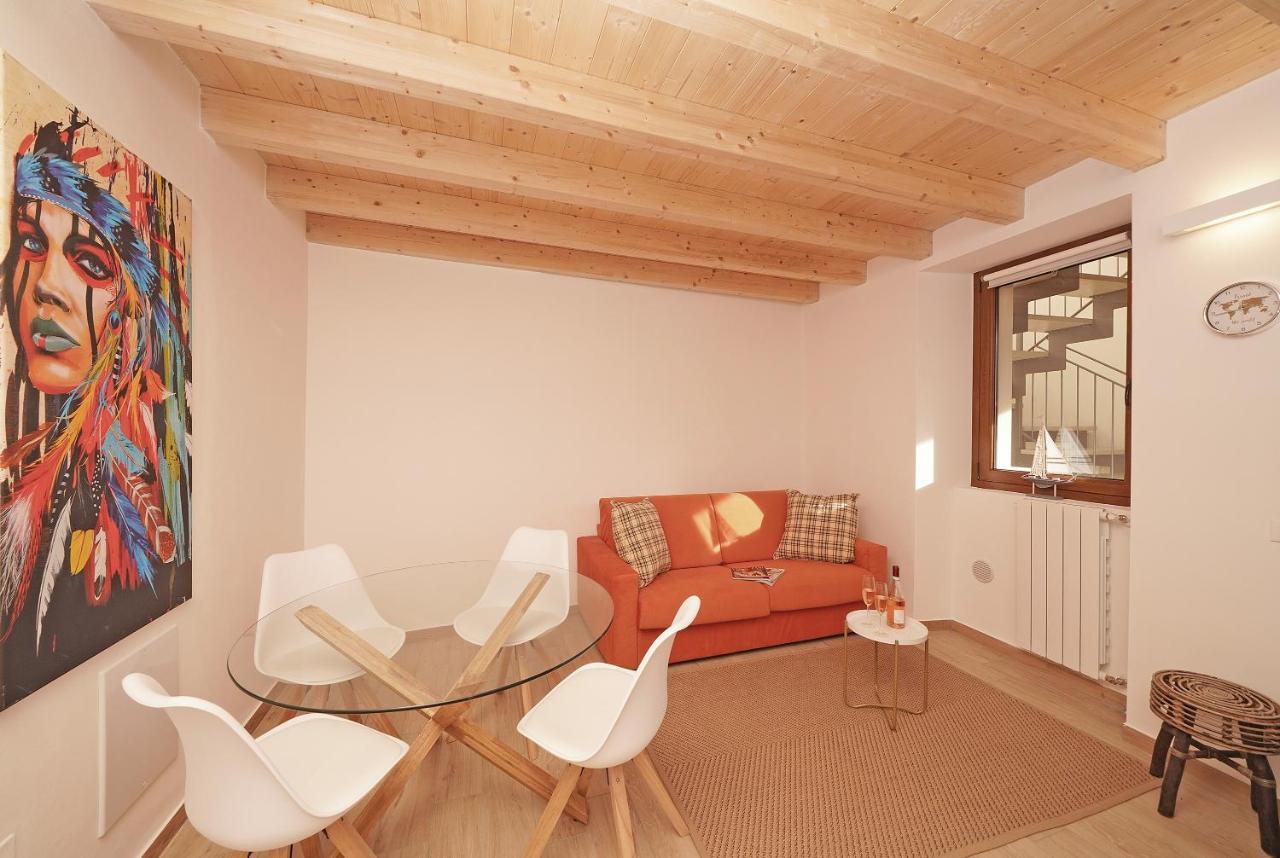 Apartments Villa Bougainville San Felice del Benaco Εξωτερικό φωτογραφία