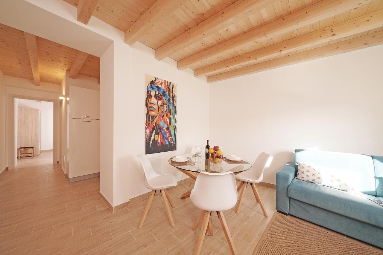 Apartments Villa Bougainville San Felice del Benaco Εξωτερικό φωτογραφία