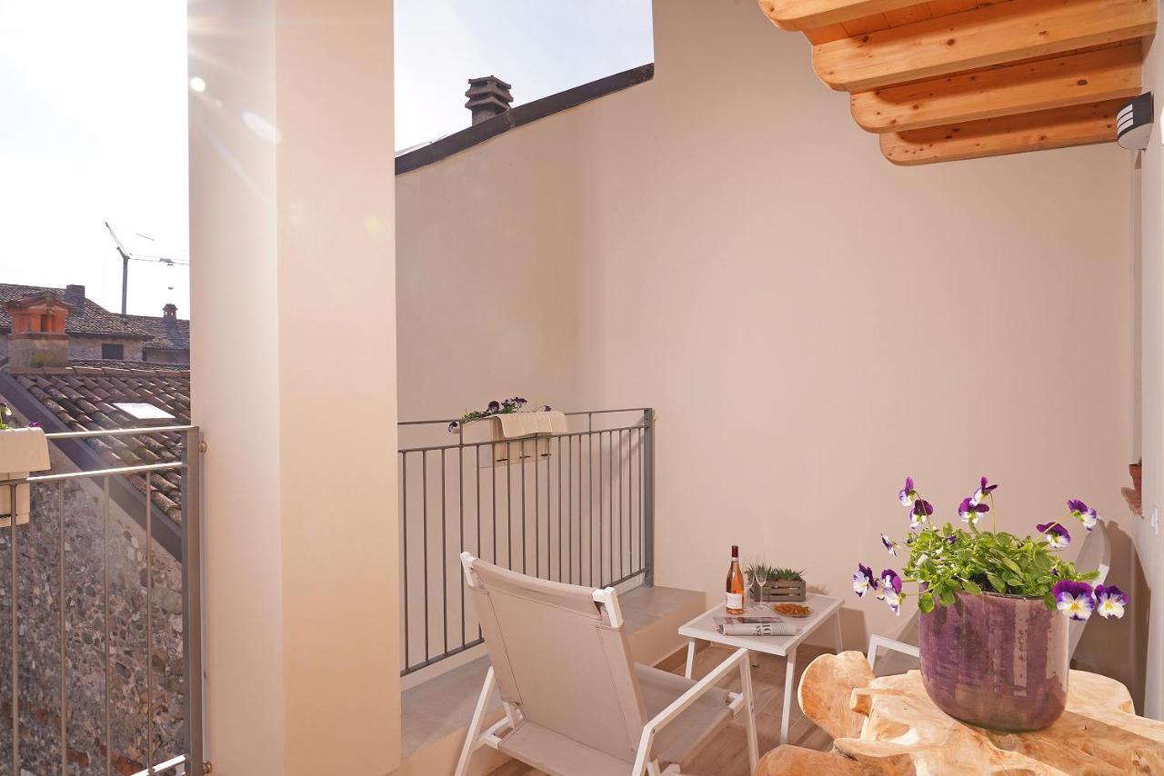 Apartments Villa Bougainville San Felice del Benaco Εξωτερικό φωτογραφία
